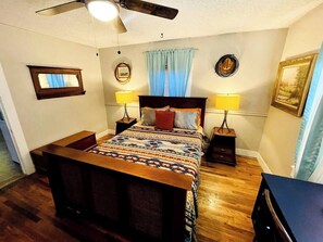 2 chambres, fer et planche à repasser, lit de bébé portatif, Wi-Fi