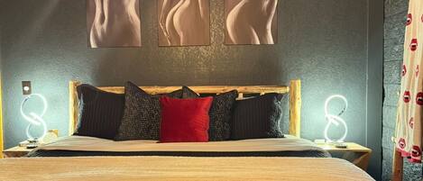 2 habitaciones, tabla de planchar con plancha, wifi y ropa de cama