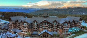 One Ski Hill 2BR — Gondola Views, AC & Hot Tubs
