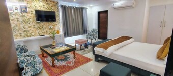 Baba Sundaram Hotel & Restaurant