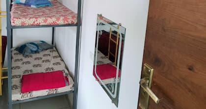 Baba Sundaram Hotel & Restaurant