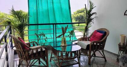 Baba Sundaram Hotel & Restaurant