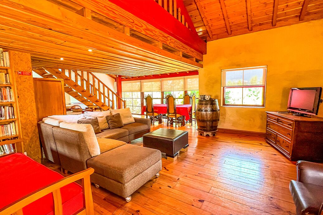 Casa de ciudad familiar, vista al valle | Área de sala de estar