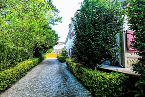 家庭联排别墅, 泳池景观 | 遮光窗帘、熨斗/熨衣板、免费 WiFi