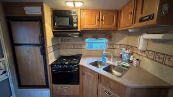 Microwave, stovetop