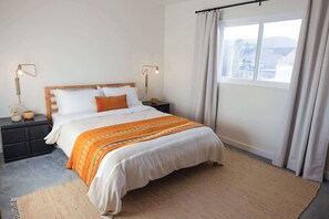 3 soverom, strykejern/-brett, wi-fi og sengetøy