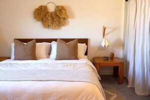 3 habitaciones, tabla de planchar con plancha, wifi y ropa de cama