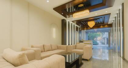 Travinities Hotel Avni Palace