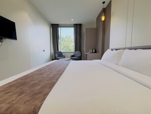 Executive Room, City View | Soundproofing, free WiFi, bed sheets - Travinities Hotel Avni Palace (Ujjain)