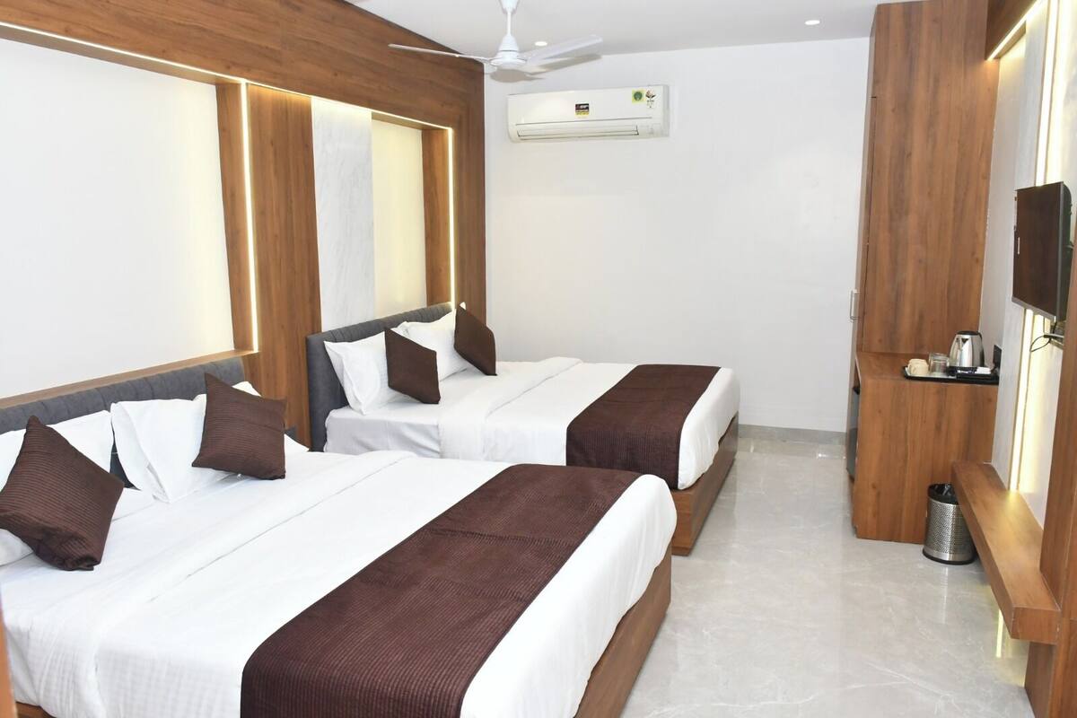 Family Suite, City View | Free WiFi