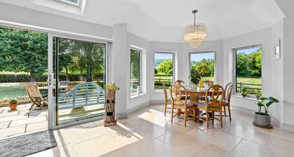 Leafield House - pet friendly near Cheltenham