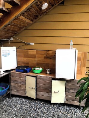 Apartment, 1 Bedroom, Smoking, Patio | Interior