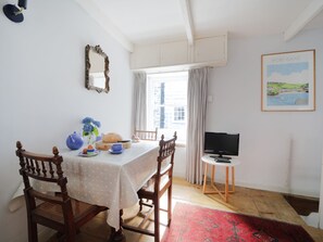 Dining - Located in a picturesque fishing village of Port Isaac, a gem not to be missed (Port Isaac)