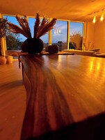 Casa, 3 quartos, varanda, vista para o jardim | Sala de estar