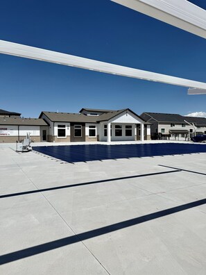 Property grounds - Mountain View Retreat-Near SLC (Riverton)