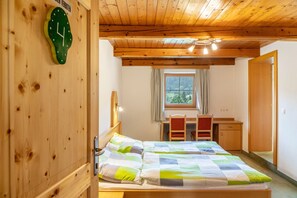 1 室のベッドルーム、WiFi、ベッドシーツ
