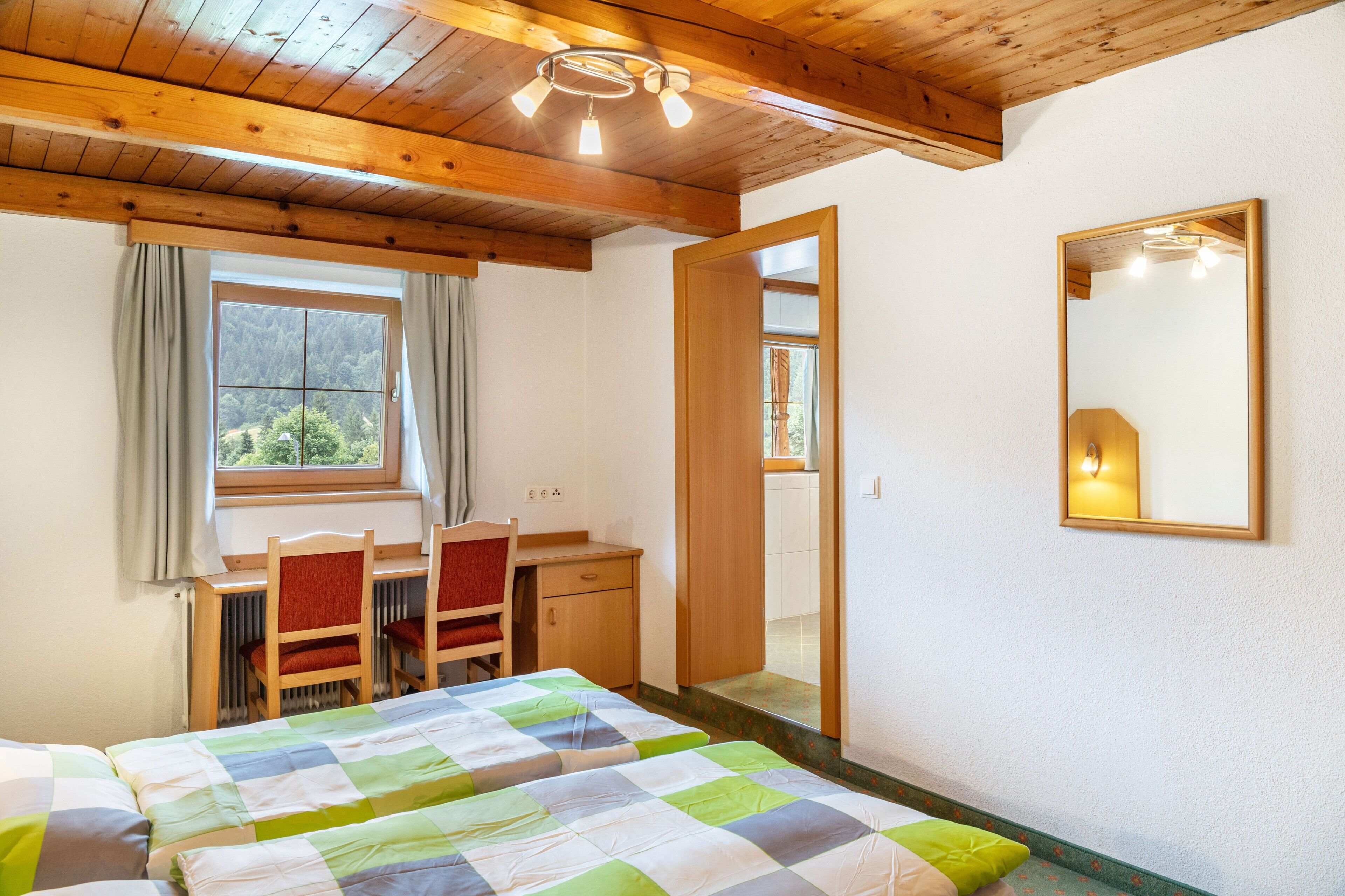 1 室のベッドルーム、WiFi、ベッドシーツ