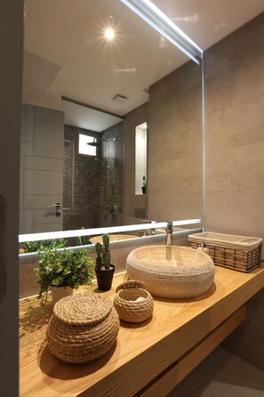 Penthouse, Ocean View | Bathroom