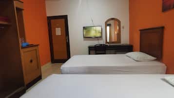 Kamar Twin Deluks | Meja kerja, Wi-Fi gratis, dan seprai linen