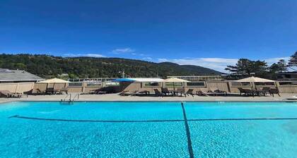 Boat Rental at Marina_Heated Pool_Ocean Views