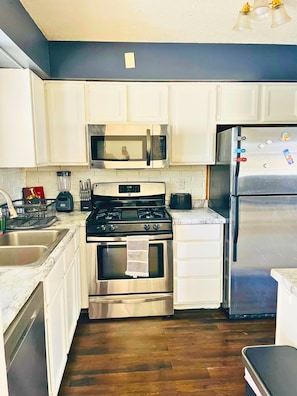Microwave, oven, stovetop, dishwasher