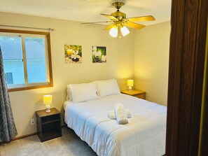 2 dormitoris, planxa i posts de planxar, wifi i roba de llit 