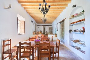 Dining - Country house in an historic wine press near Malaga, Ecological accommodation (Cártama)
