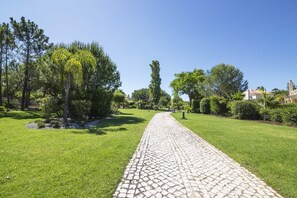Property grounds - 2 bedroom villa in Quinta do Lago (Quinta do Lago)
