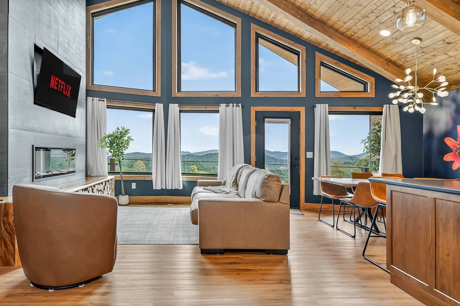 Télévision, cheminée