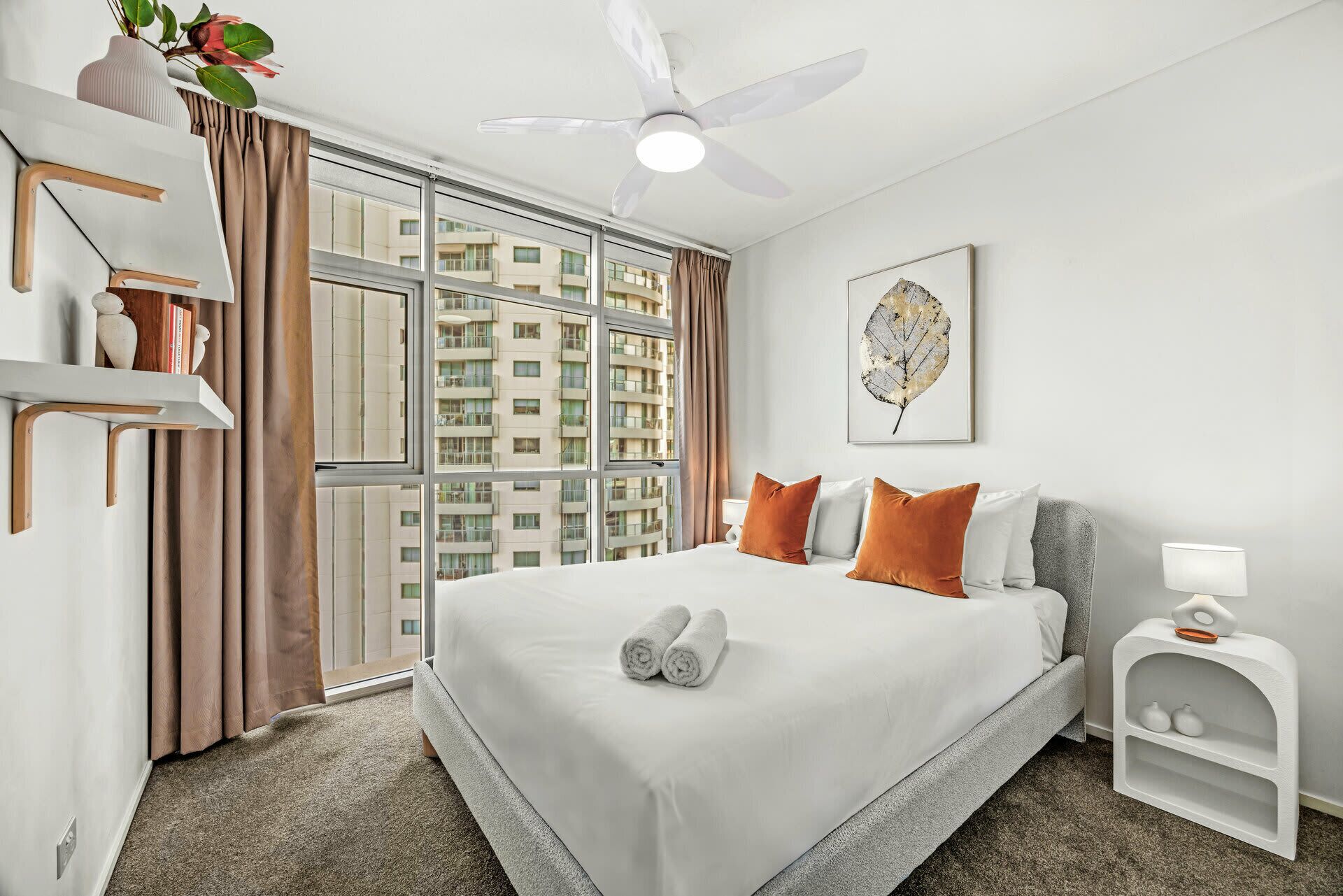 2 bedrooms, iron/ironing board, Internet, bed sheets