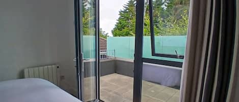 2 chambres, fer et planche Ă repasser, accĂšs Ă Internet