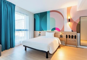 Double Room | Hypo-allergenic bedding, laptop workspace, blackout curtains - B&B HOTEL Luxembourg Centre Cloche D'Or (Luxembourg City)