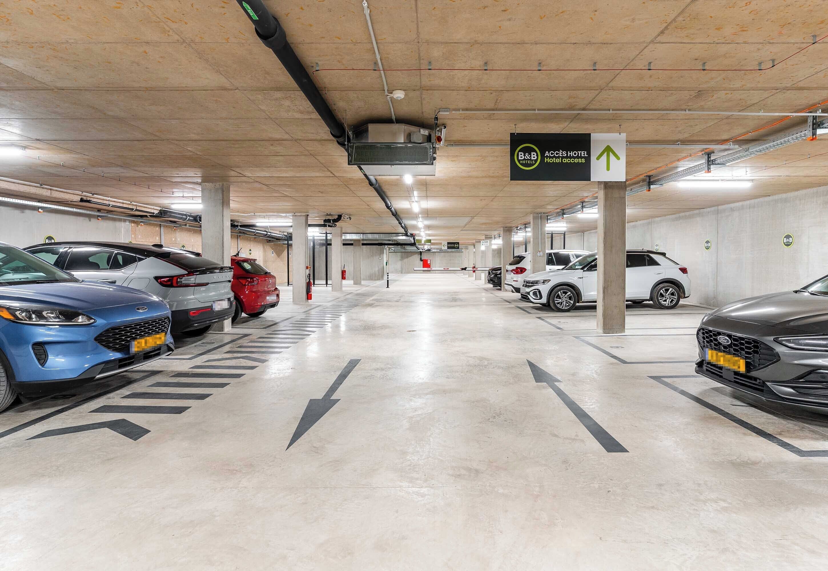 Self parking (EUR 25 per night)