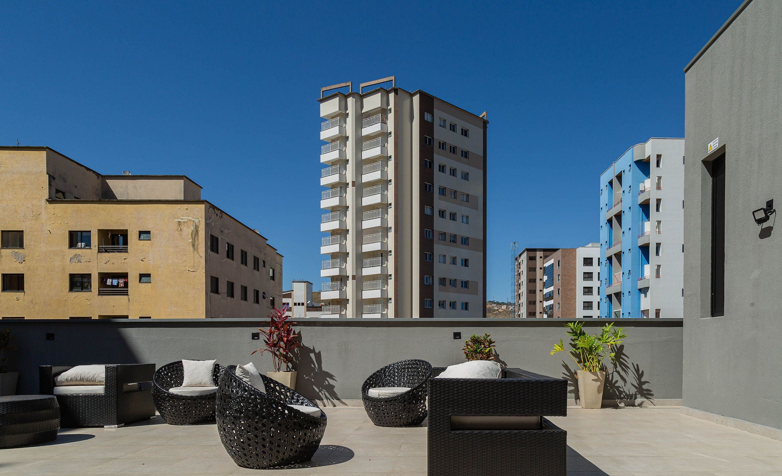 ลานระเบียง/นอกชาน