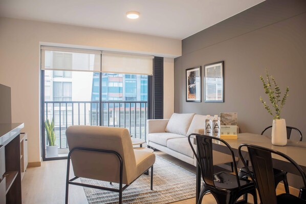 Apartment | 1 bedroom, Internet - w Striking 1BR Duplex in Miraflores (Lima)