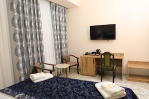 Comfort Double Room, City View | Desk, laptop workspace, free WiFi