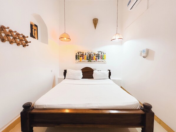 1 bedroom, iron/ironing board, WiFi