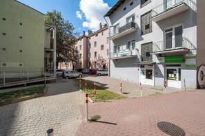 Exterior - Cozy Apartment in the Center | Close to the Station (Rzeszów)