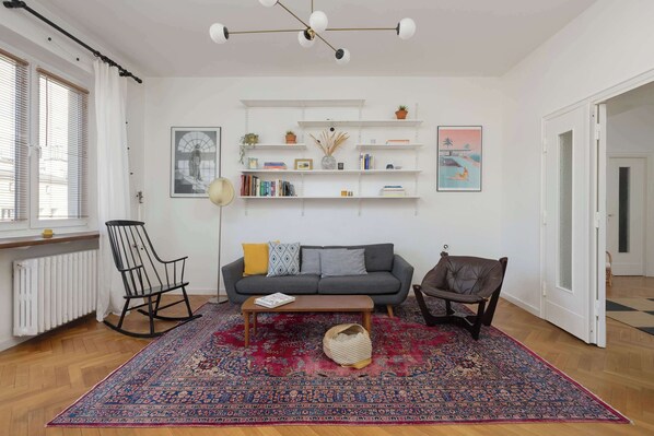 Televisio, työhuone