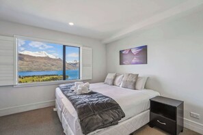 3 bedrooms, iron/ironing board, travel cot, WiFi
