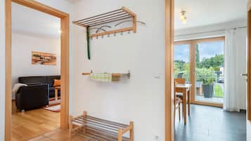 Fernseher, Stereoanlage