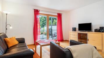 Fernseher, Stereoanlage