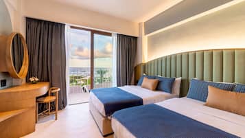 Habitación doble Deluxe, vista al mar | Servicios de la habitación