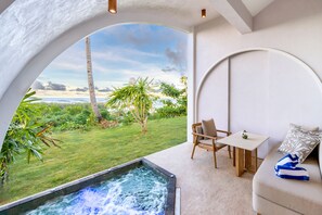 Casita Seaview with Pool | Private pool - Hue Hotels and Resorts Siargao Managed by HII (General Luna)