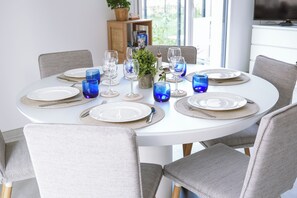 تناول الطعام