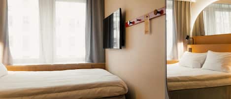 Rum - 1 queensize-säng | Värdeförvaringsskåp på rummet, gratis wi-fi och sängkläder