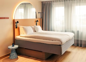 Kamer, 1 queensize bed | Een kluis op de kamer, gratis wifi, beddengoed
