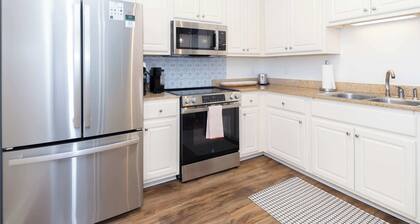 Vaught Views, Best Rate for FL GameDay!