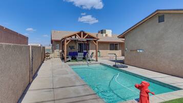 House (3 Bedrooms) | Front of property