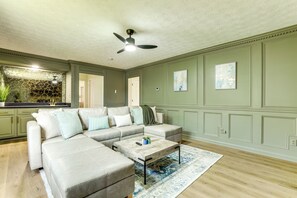 House (4 Bedrooms) | Interior - 5 Mi to Stone Mountain: Lakefront Family Home (Lithonia)